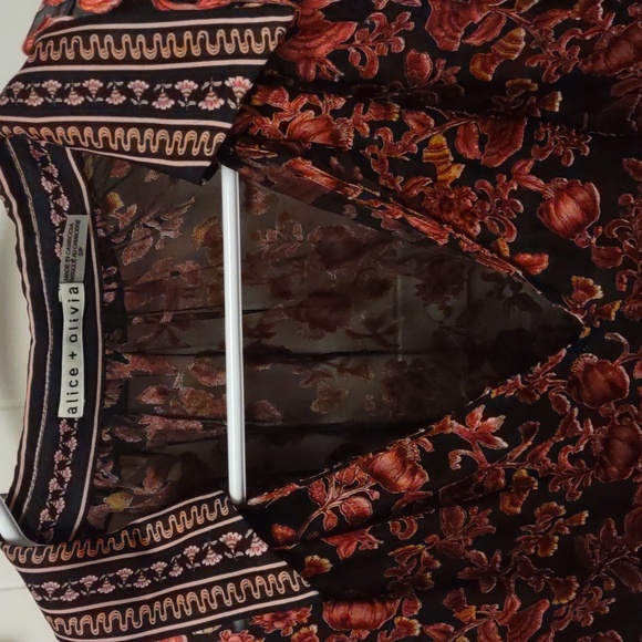 Alice + Olivia Desiree Black and Burnt Orange Floral Blouse - Picture 6 of 6